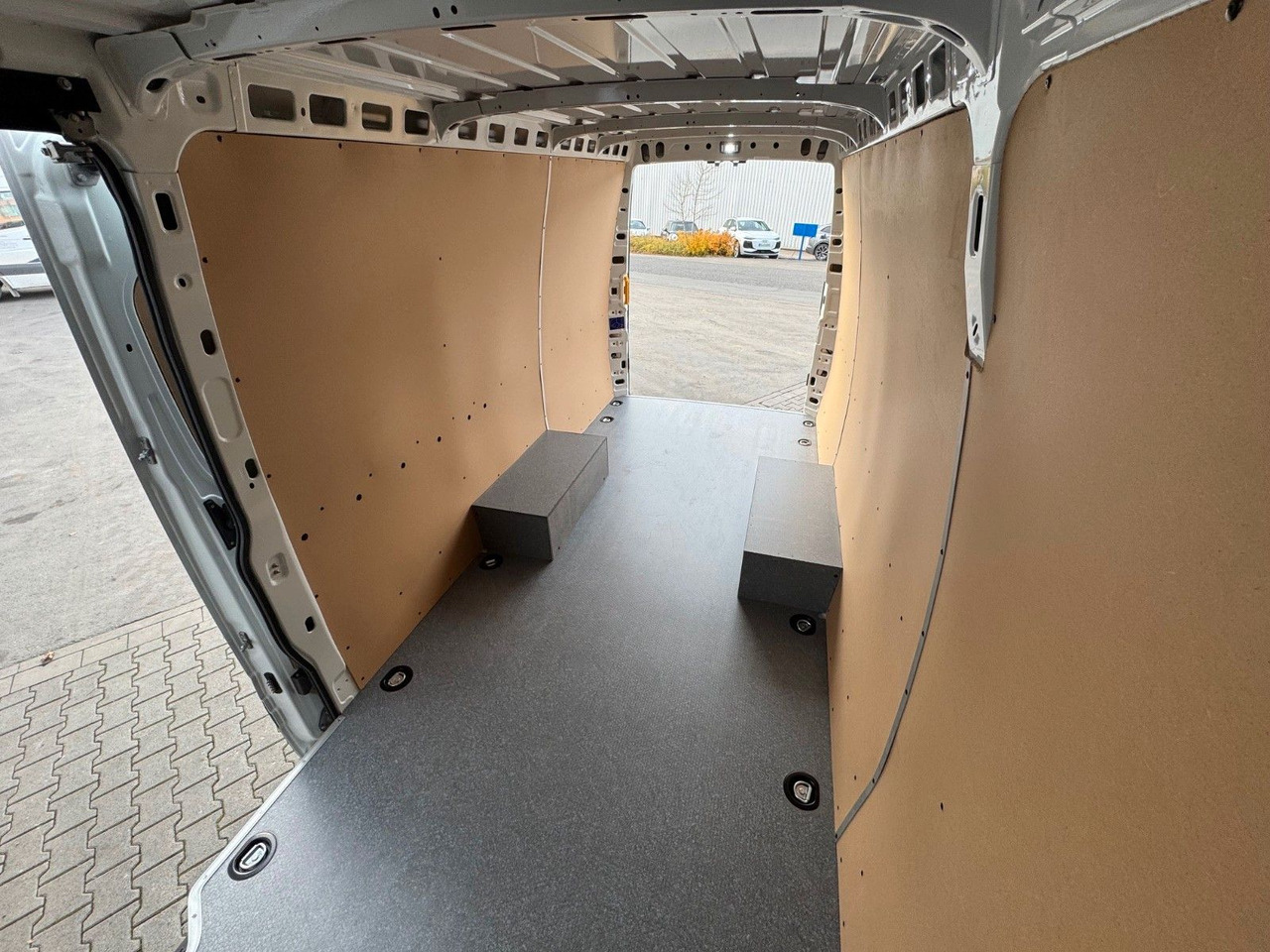 Furgon Iveco Daily 35C21 HA8 *R4.100mm*AHK*LED*Automatik*: zdjęcie 9 Furgon Iveco Daily 35C21 HA8 *R4.100mm*AHK*LED*Automatik*: zdjęcie 9