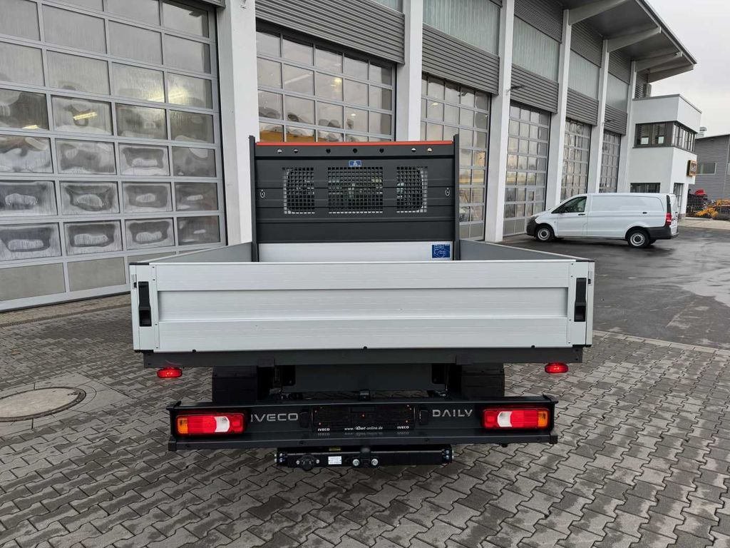 Iveco Daily 35S16 A8 Pritsche *7-Sitze*AHK*Automatik* Iveco Daily 35S16 A8 Pritsche *7-Sitze*AHK*Automatik* - Samochód dostawczy skrzyniowy: zdjęcie 4 Iveco Daily 35S16 A8 Pritsche *7-Sitze*AHK*Automatik* Iveco Daily 35S16 A8 Pritsche *7-Sitze*AHK*Automatik* - Samochód dostawczy skrzyniowy: zdjęcie 4