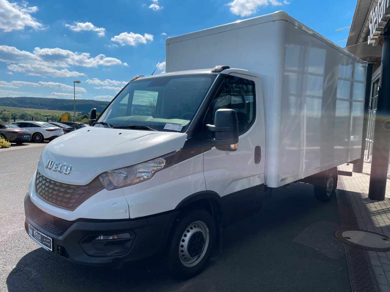 Iveco Daily 35S16 *Koffer*LBW*Klima* - Dostawczy kontener: zdjęcie 2 Iveco Daily 35S16 *Koffer*LBW*Klima* - Dostawczy kontener: zdjęcie 2