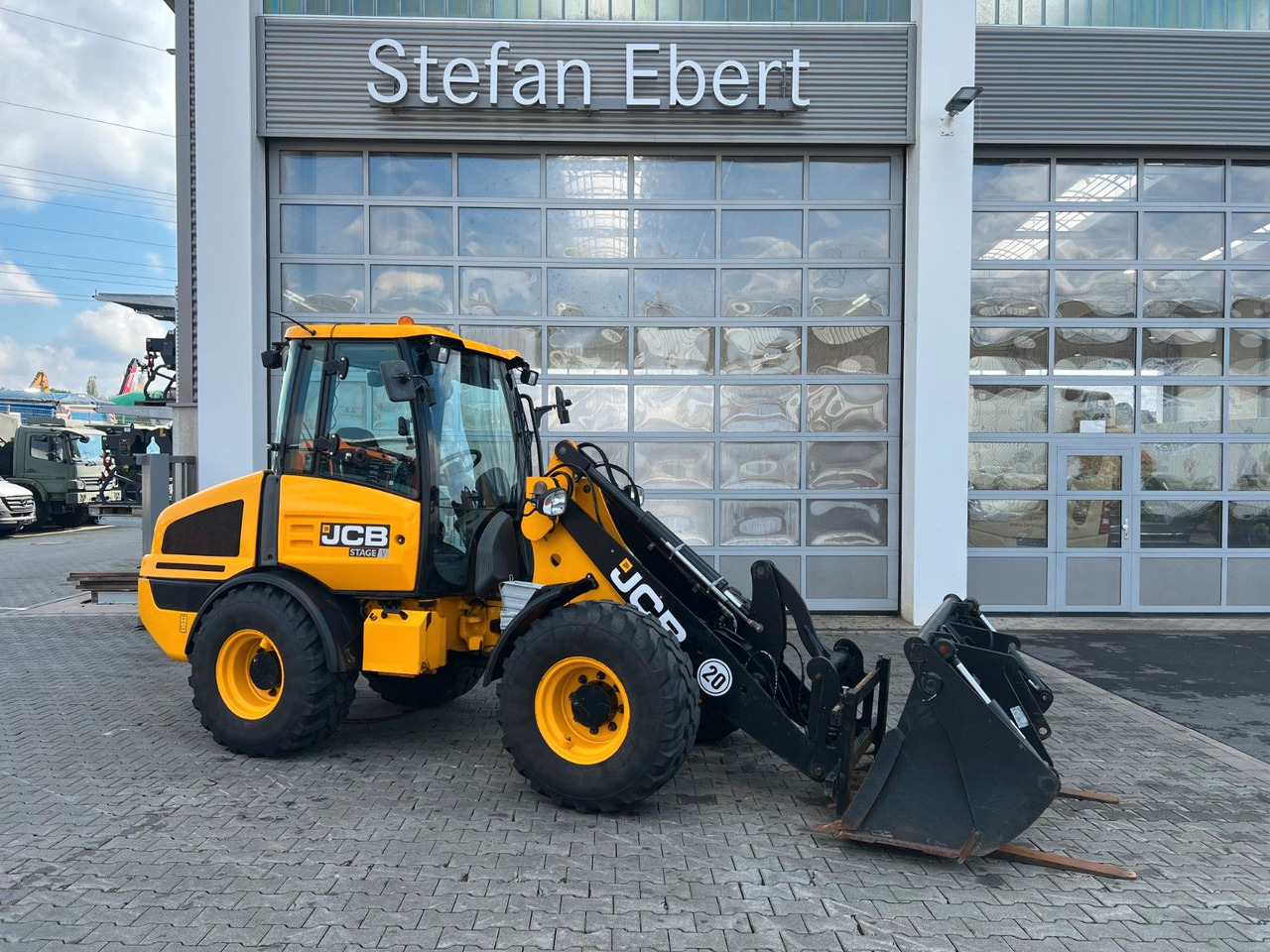 JCB 407 SV / nur 268h! / Klappschaufel & Gabel - Ładowarka kołowa: zdjęcie 1 JCB 407 SV / nur 268h! / Klappschaufel & Gabel - Ładowarka kołowa: zdjęcie 1