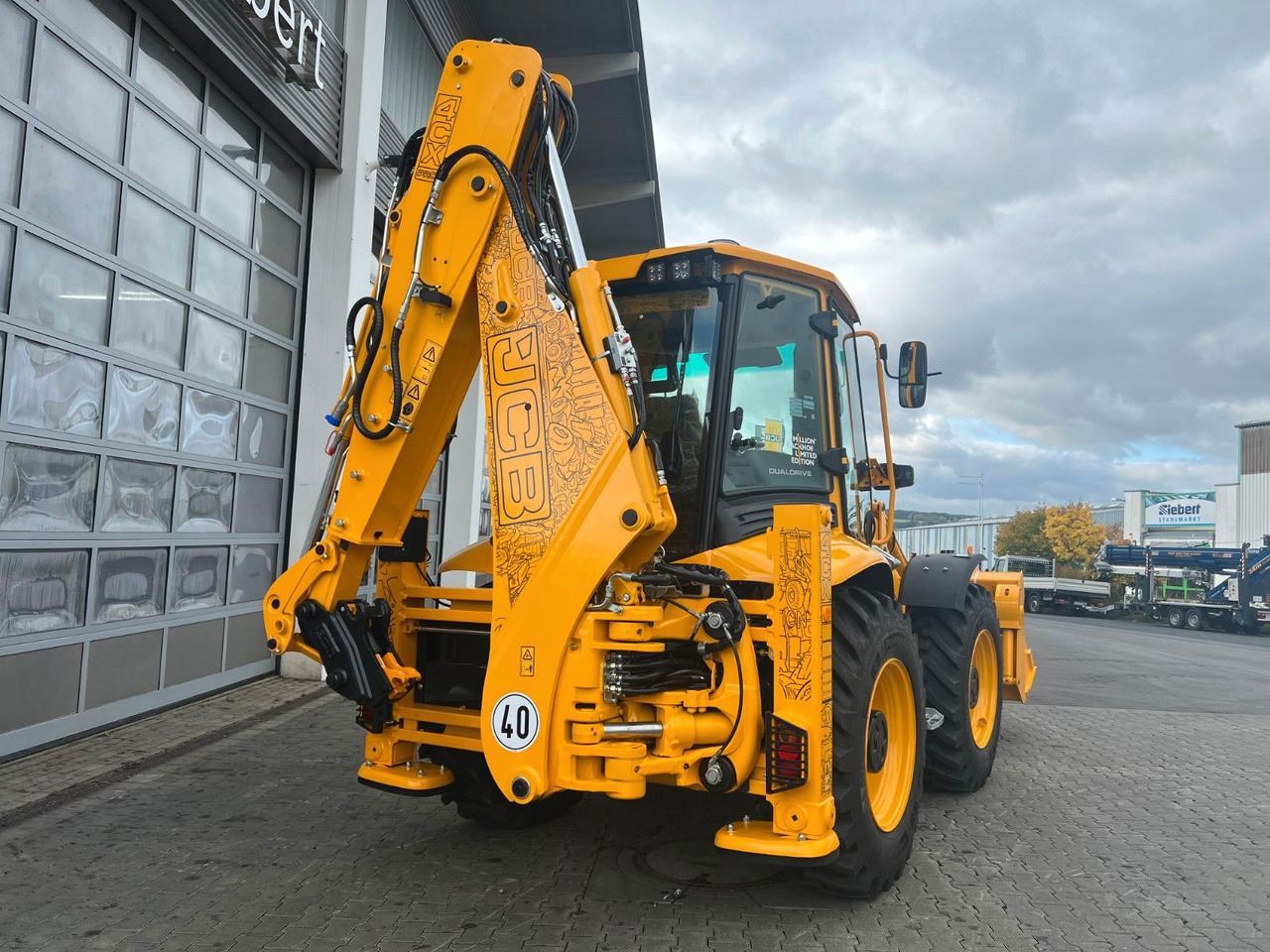 JCB 4CX / Klappschaufel / Dual Drive / Sonderedition - Koparko-ładowarka: zdjęcie 4 JCB 4CX / Klappschaufel / Dual Drive / Sonderedition - Koparko-ładowarka: zdjęcie 4