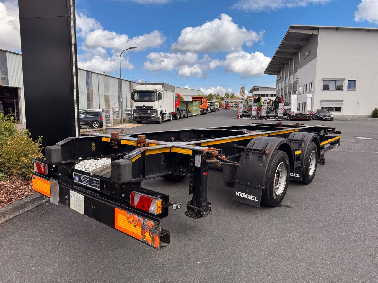 Kögel ZW 18 Lafette SAF Achsen 15.910kg Nutzlast - Przyczepa kontenerowiec/ System wymienny: zdjęcie 2 Kögel ZW 18 Lafette SAF Achsen 15.910kg Nutzlast - Przyczepa kontenerowiec/ System wymienny: zdjęcie 2