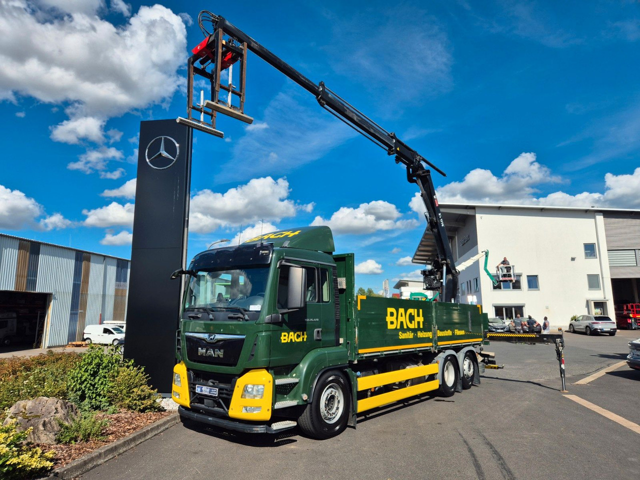 MAN TGS 26.420 6x2-4 LL Hiab 177K PRO 2 Stück - Samochód ciężarowy skrzyniowy/ Platforma: zdjęcie 1 MAN TGS 26.420 6x2-4 LL Hiab 177K PRO 2 Stück - Samochód ciężarowy skrzyniowy/ Platforma: zdjęcie 1