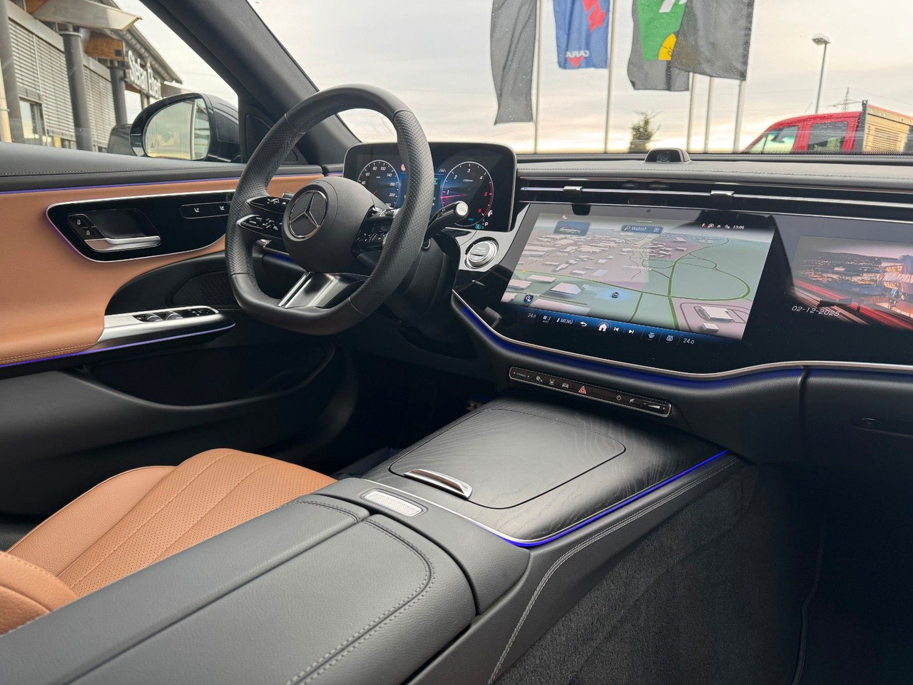 Mercedes-Benz E 220d T AMG+Hyperscreen+Leder+AHK+DistrPro+STH - Kombi: zdjęcie 3 Mercedes-Benz E 220d T AMG+Hyperscreen+Leder+AHK+DistrPro+STH - Kombi: zdjęcie 3