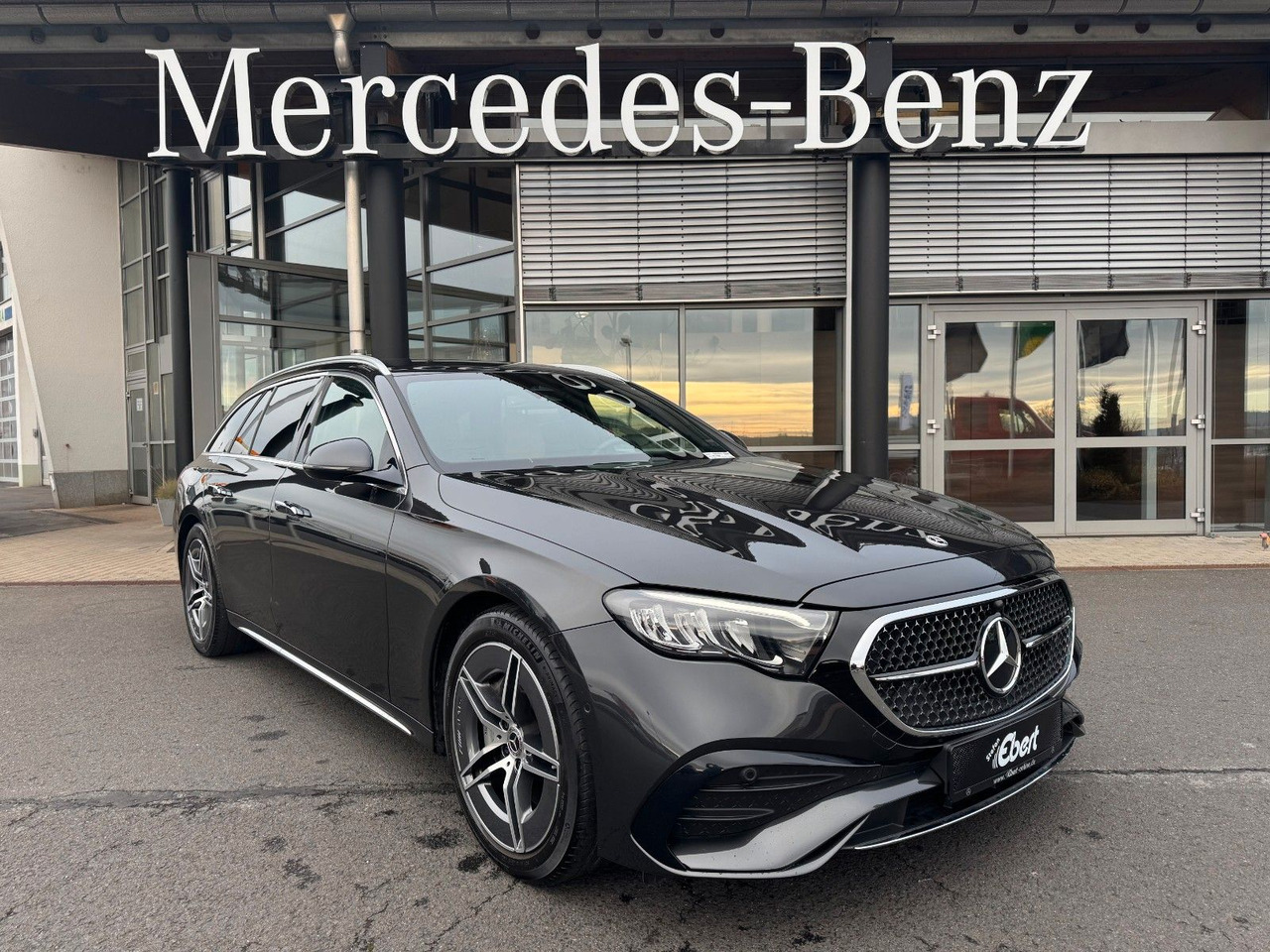 Mercedes-Benz E 220d T AMG+Hyperscreen+Leder+AHK+DistrPro+STH - Kombi: zdjęcie 2 Mercedes-Benz E 220d T AMG+Hyperscreen+Leder+AHK+DistrPro+STH - Kombi: zdjęcie 2