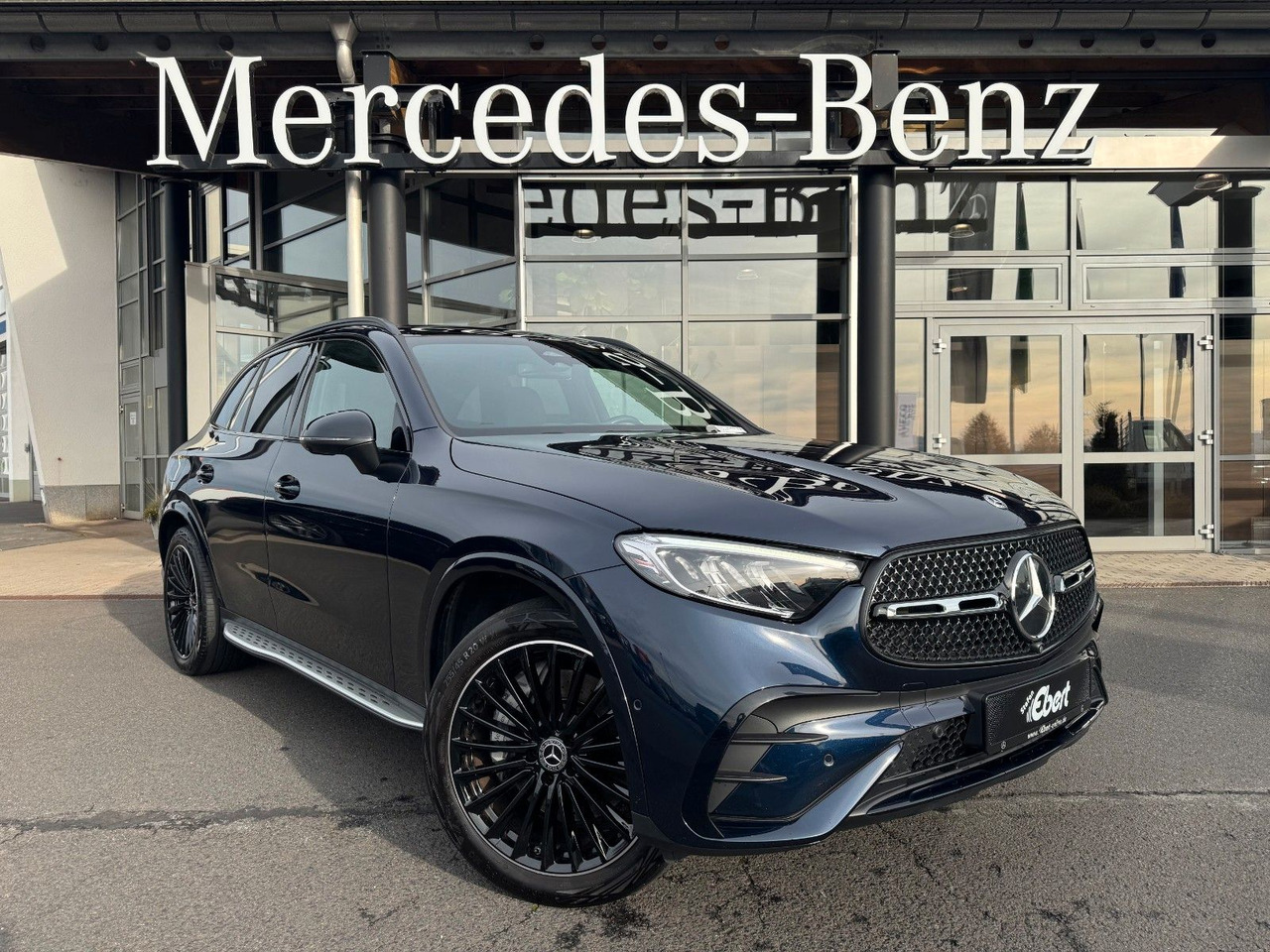 Mercedes-Benz GLC 300 4M+AMG+Pano+Burm+360+Memory - SUV: zdjęcie 1 Mercedes-Benz GLC 300 4M+AMG+Pano+Burm+360+Memory - SUV: zdjęcie 1