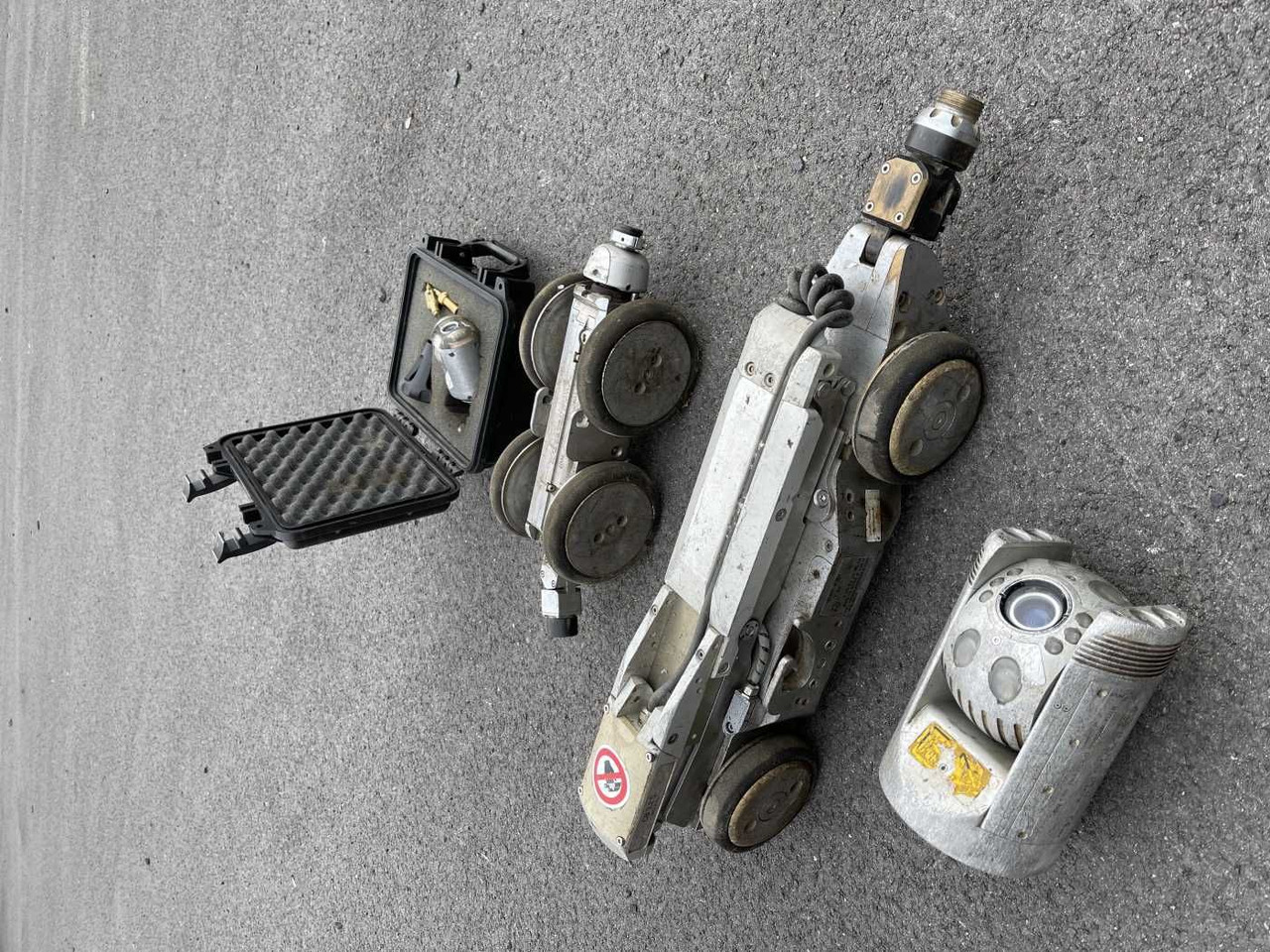 Mercedes-Benz Kanal Rohr TV Kamera Inspektion Ibak - Samochód asenizacyjny: zdjęcie 4 Mercedes-Benz Kanal Rohr TV Kamera Inspektion Ibak - Samochód asenizacyjny: zdjęcie 4