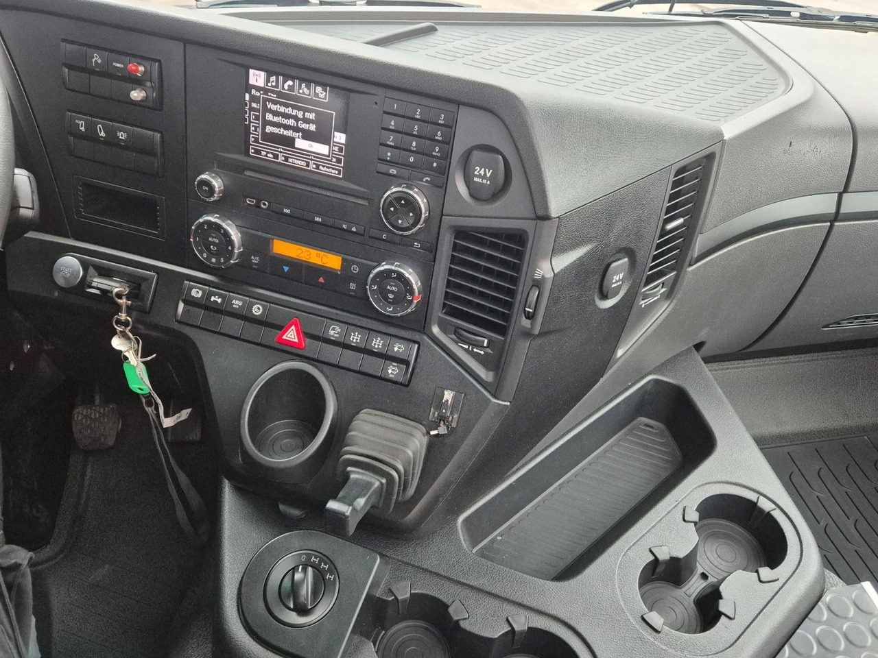 Samochód do drewna, Samochod ciężarowy z HDS Mercedes-Benz TUROX 8x8 Eschlböck Biber 92 Holzhacker / 1.512h: zdjęcie 27 Samochód do drewna, Samochod ciężarowy z HDS Mercedes-Benz TUROX 8x8 Eschlböck Biber 92 Holzhacker / 1.512h: zdjęcie 27