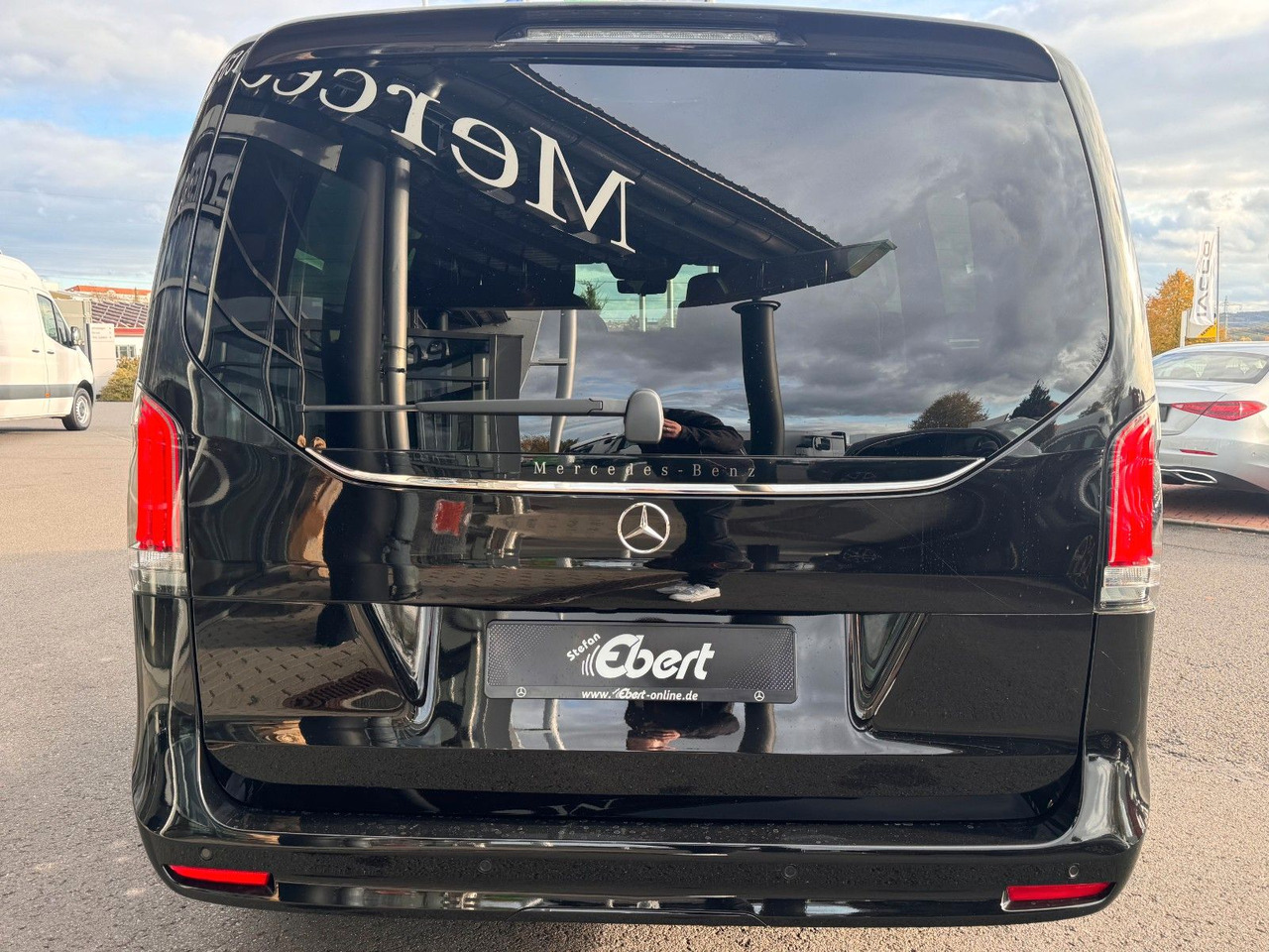 Mercedes-Benz V 300 d EXCLUSIVE AIRMATIC AHK2,5 Standheiz - Kombi: zdjęcie 5 Mercedes-Benz V 300 d EXCLUSIVE AIRMATIC AHK2,5 Standheiz - Kombi: zdjęcie 5