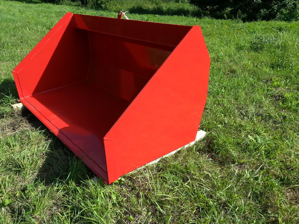 Agromet bucket with hydraulics ŁH-1000 for tractor - Łyżka do ładowarki do Maszyn rolniczych: zdjęcie 1 Agromet bucket with hydraulics ŁH-1000 for tractor - Łyżka do ładowarki do Maszyn rolniczych: zdjęcie 1