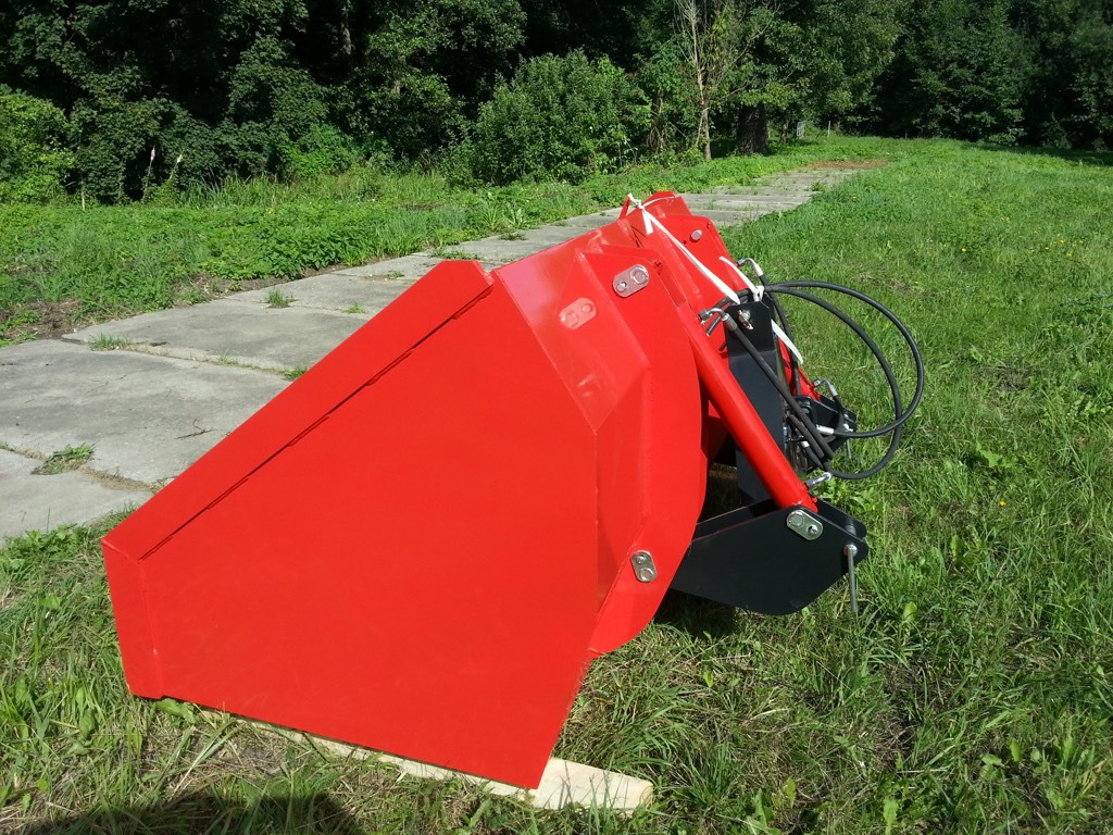 Agromet bucket with hydraulics ŁH-1000 for tractor - Łyżka do ładowarki do Maszyn rolniczych: zdjęcie 2 Agromet bucket with hydraulics ŁH-1000 for tractor - Łyżka do ładowarki do Maszyn rolniczych: zdjęcie 2