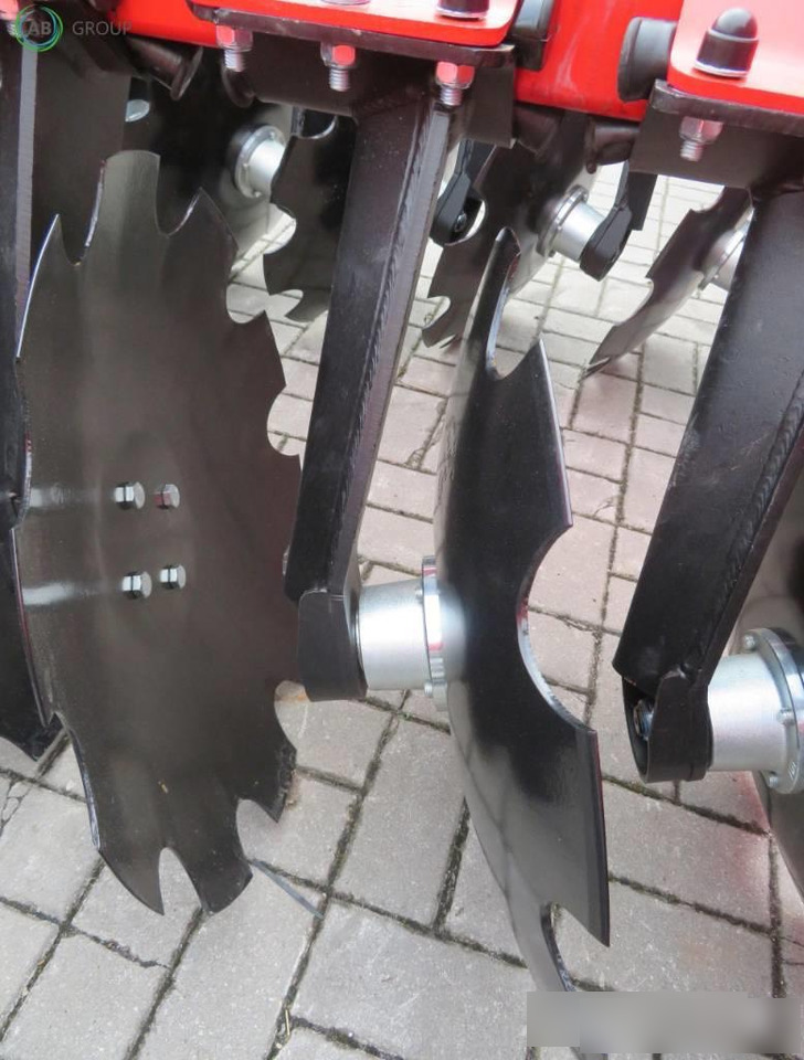 Awemak hydraulic folding disc harrow Ozyrys BTH40, 4 m - Brona talerzowa: zdjęcie 5 Awemak hydraulic folding disc harrow Ozyrys BTH40, 4 m - Brona talerzowa: zdjęcie 5