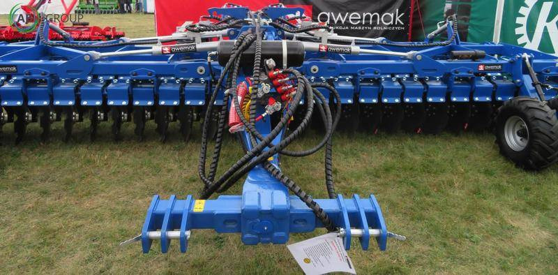 Awemak hydraulically folding heavy disc harrow Goliath CBTHD60, 6 m - Brona talerzowa: zdjęcie 4 Awemak hydraulically folding heavy disc harrow Goliath CBTHD60, 6 m - Brona talerzowa: zdjęcie 4