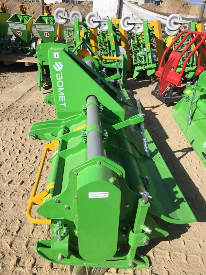 Bomet rotary tiller Volans U540/6, 2,6 m - Glebogryzarka: zdjęcie 1 Bomet rotary tiller Volans U540/6, 2,6 m - Glebogryzarka: zdjęcie 1
