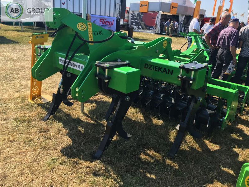 Dziekan chisel plow CENTAUR 2.5 m PDBC25F2Z2 - Głębosz: zdjęcie 3 Dziekan chisel plow CENTAUR 2.5 m PDBC25F2Z2 - Głębosz: zdjęcie 3