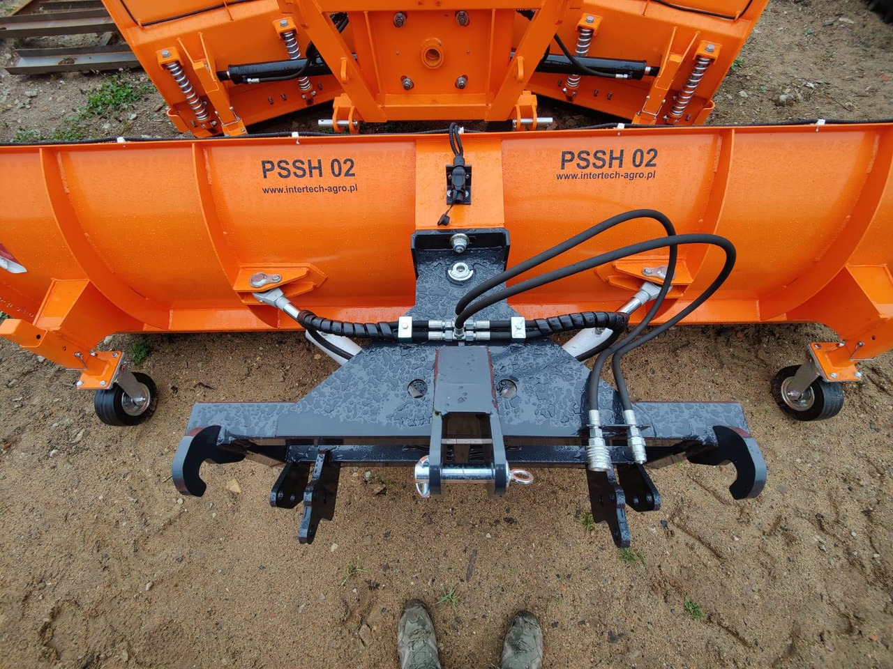 Inter-Tech Snow Plow, 2.6 m - Pług do śniegu do Maszyn rolniczych: zdjęcie 4 Inter-Tech Snow Plow, 2.6 m - Pług do śniegu do Maszyn rolniczych: zdjęcie 4