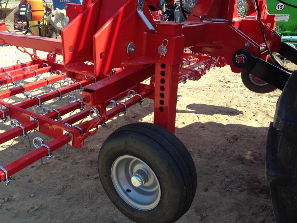 Klimza weeder harrow 6 m - Brona chwastownik: zdjęcie 4 Klimza weeder harrow 6 m - Brona chwastownik: zdjęcie 4