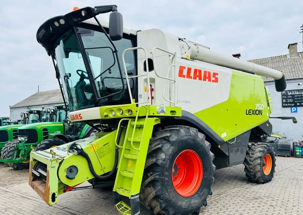 Claas LEXION 750 APS HYBRID - Kombajn zbożowy: zdjęcie 2 Claas LEXION 750 APS HYBRID - Kombajn zbożowy: zdjęcie 2