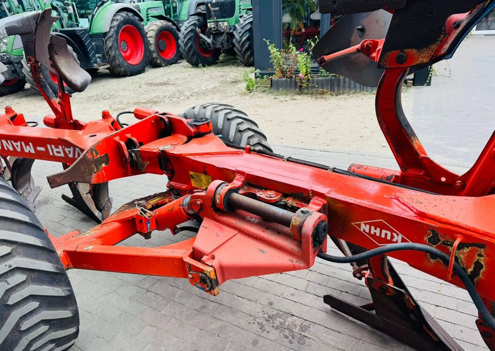 Kuhn VARI Menager - Pług: zdjęcie 5 Kuhn VARI Menager - Pług: zdjęcie 5
