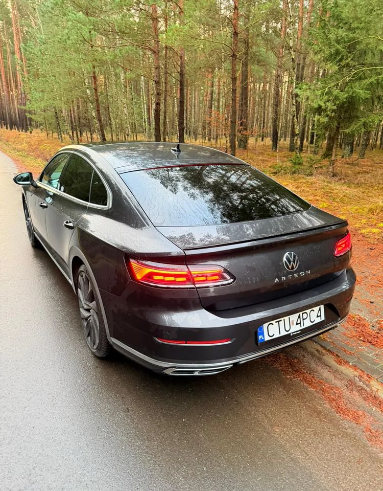 Volkswagen Arteon 2.0 TDI SCR DSG R-Line - Sedan: zdjęcie 3 Volkswagen Arteon 2.0 TDI SCR DSG R-Line - Sedan: zdjęcie 3