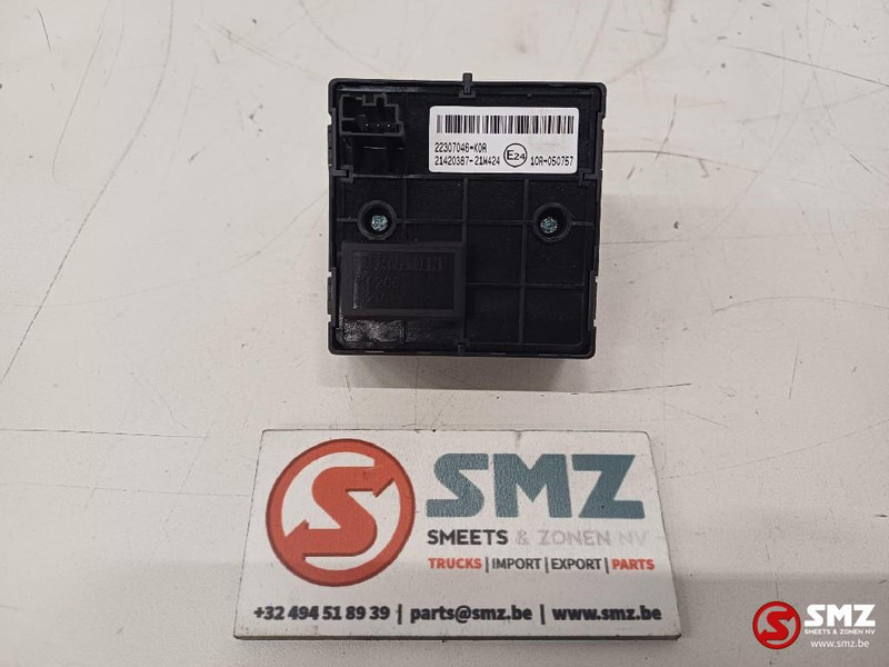 Renault Occ cruise control schakelaar Renault - Układ elektryczny do Samochodów ciężarowych: zdjęcie 2 Renault Occ cruise control schakelaar Renault - Układ elektryczny do Samochodów ciężarowych: zdjęcie 2