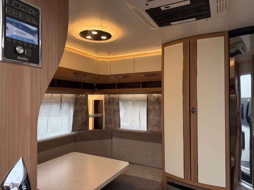 Hobby De Luxe 540 UFf 2020 - Przyczepa kempingowa: zdjęcie 5 Hobby De Luxe 540 UFf 2020 - Przyczepa kempingowa: zdjęcie 5