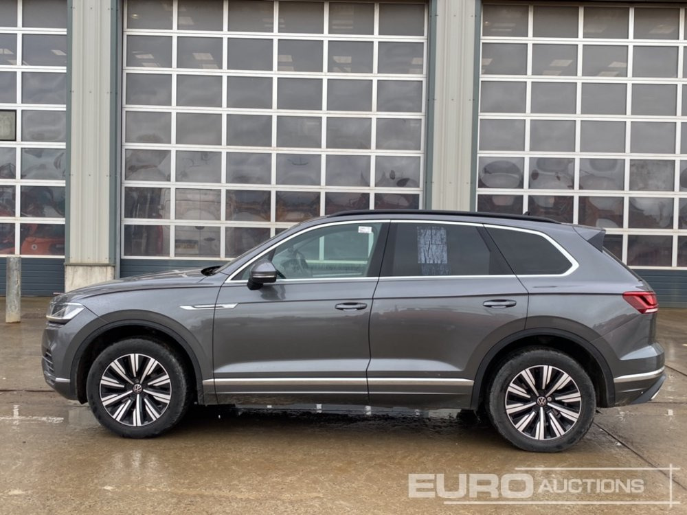2020 Volkswagen Touareg - SUV: zdjęcie 2 2020 Volkswagen Touareg - SUV: zdjęcie 2