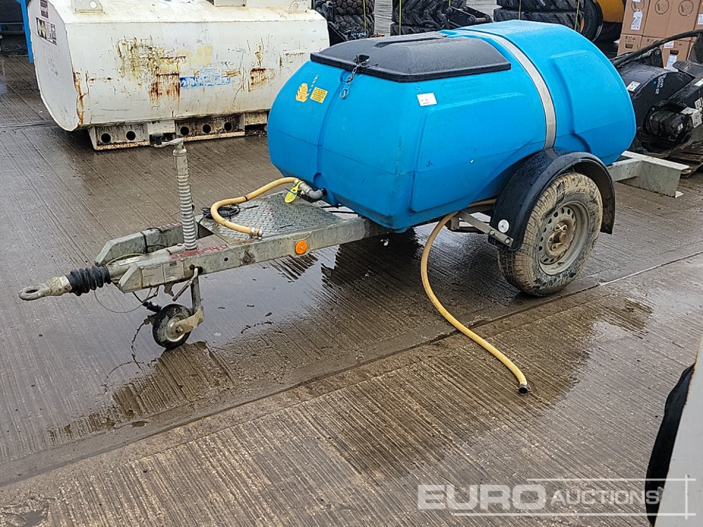 Bowser Supply Single Axle Plastic Water Bowser - Zbiornik magazynowy: zdjęcie 1 Bowser Supply Single Axle Plastic Water Bowser - Zbiornik magazynowy: zdjęcie 1