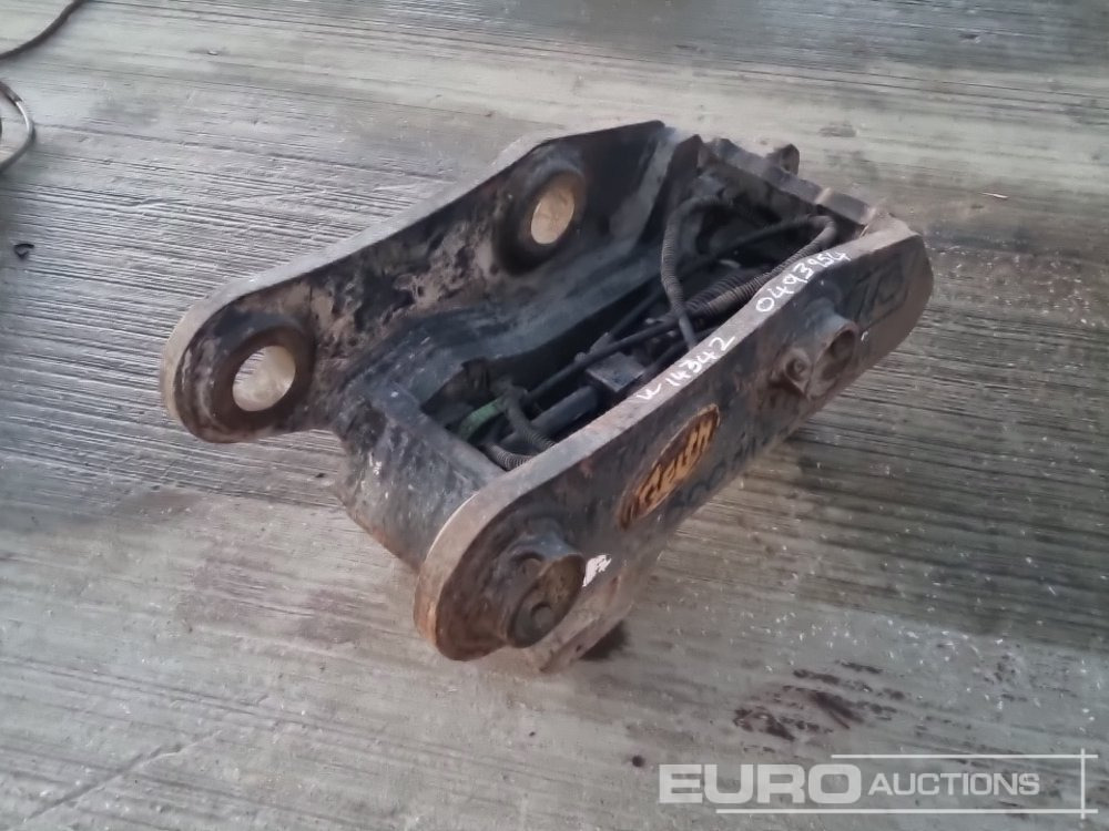 Geith Hydraulic Double Lock Quick Hitch 80mm Pin to suit 20 Ton Excavator - Szybkozłącza: zdjęcie 1 Geith Hydraulic Double Lock Quick Hitch 80mm Pin to suit 20 Ton Excavator - Szybkozłącza: zdjęcie 1