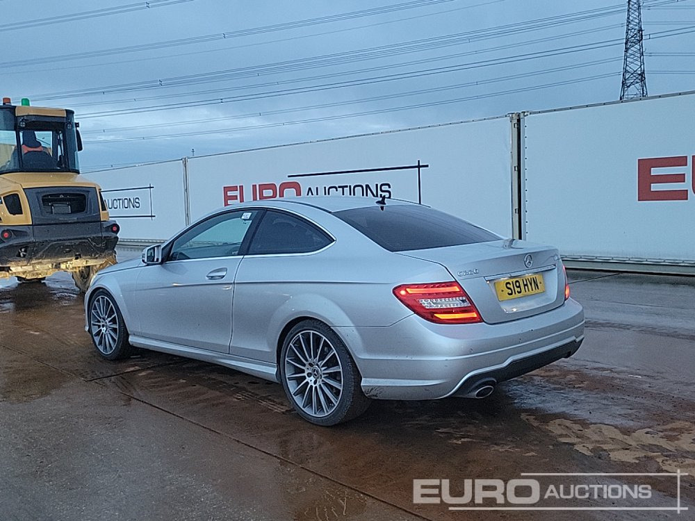 Mercedes C220 CDI - Samochód osobowy: zdjęcie 3 Mercedes C220 CDI - Samochód osobowy: zdjęcie 3