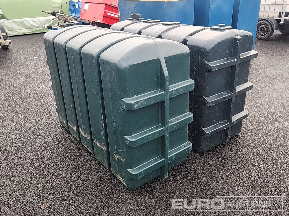 Plastic Oil Tank (2 of) - Zbiornik magazynowy: zdjęcie 4 Plastic Oil Tank (2 of) - Zbiornik magazynowy: zdjęcie 4