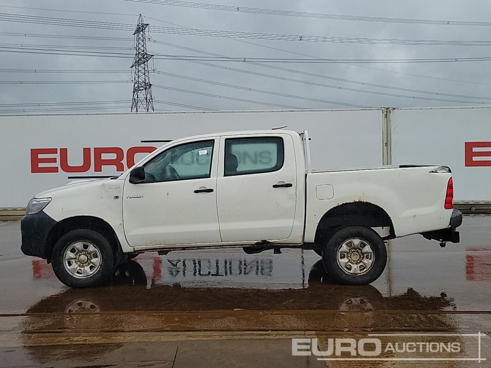 Toyota Hilux - Pick-up: zdjęcie 3 Toyota Hilux - Pick-up: zdjęcie 3