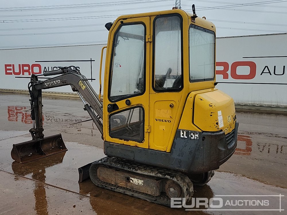 Volvo EC15B - Minikoparka: zdjęcie 3 Volvo EC15B - Minikoparka: zdjęcie 3
