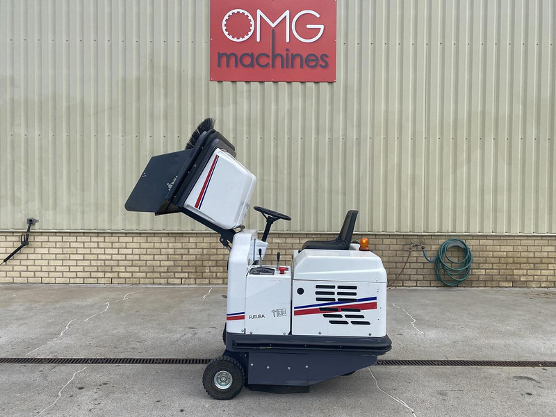 Dulevo 1100 EH, Veegmachine, Hoogkieper - Zamiatarka uliczna: zdjęcie 2 Dulevo 1100 EH, Veegmachine, Hoogkieper - Zamiatarka uliczna: zdjęcie 2