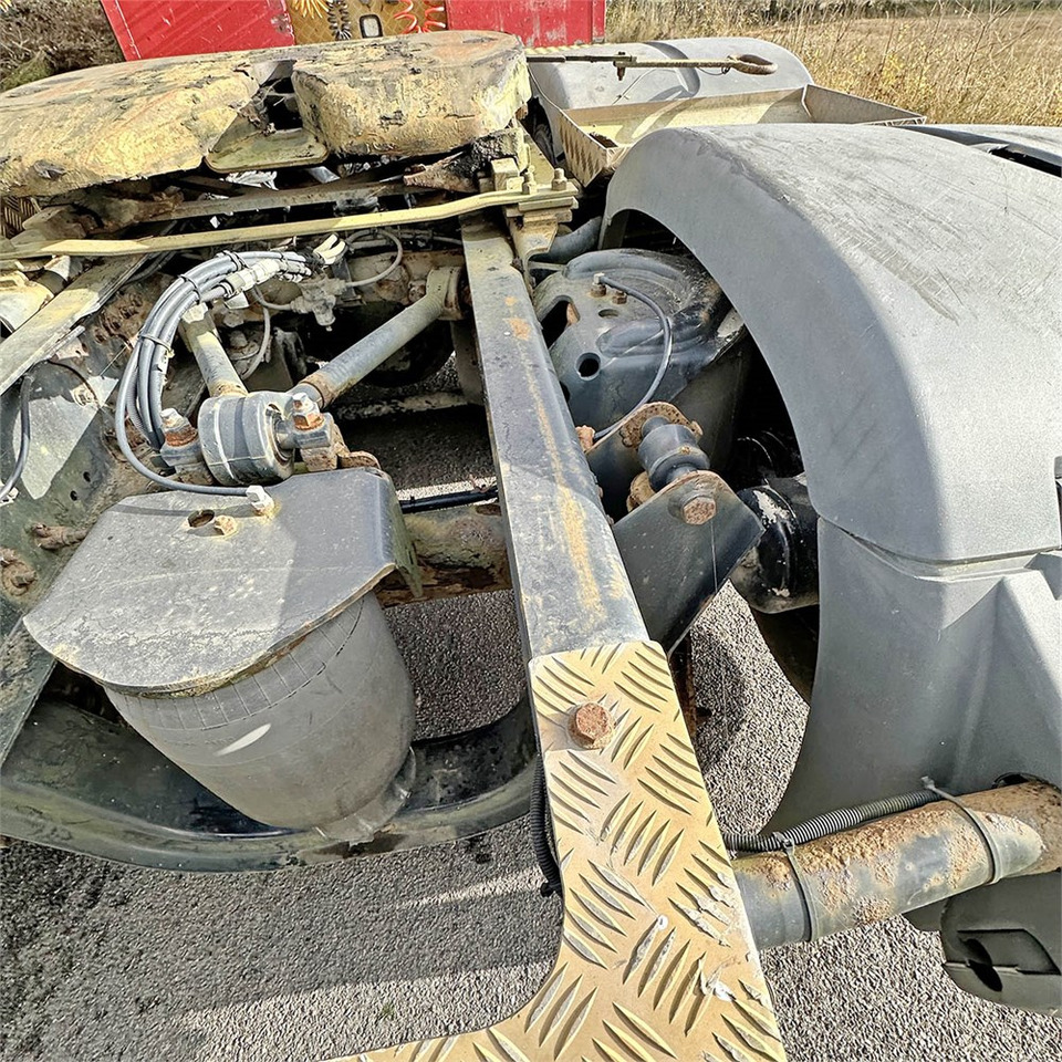 Ciągnik siodłowy MAN TG 26.6x2-2 BLS: zdjęcie 24