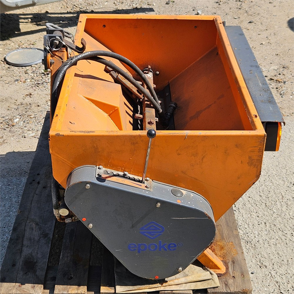 Epoke PMH 1,4 - Rozsiewacz piasku i soli: zdjęcie 4 Epoke PMH 1,4 - Rozsiewacz piasku i soli: zdjęcie 4