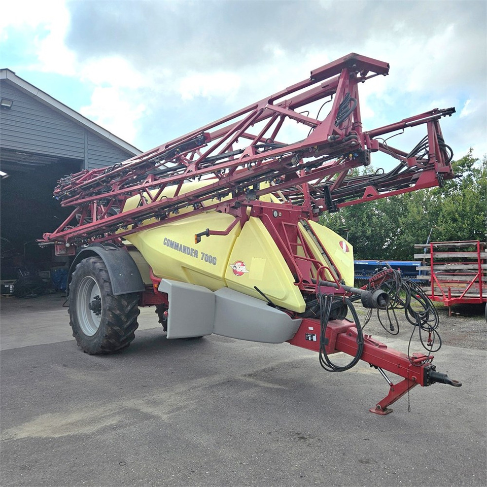 Hardi CM 11 - Opryskiwacz polowy: zdjęcie 5 Hardi CM 11 - Opryskiwacz polowy: zdjęcie 5