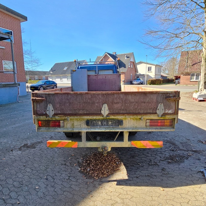 Mercedes ATEGO 817 - Samochód ciężarowy skrzyniowy/ Platforma: zdjęcie 4 Mercedes ATEGO 817 - Samochód ciężarowy skrzyniowy/ Platforma: zdjęcie 4