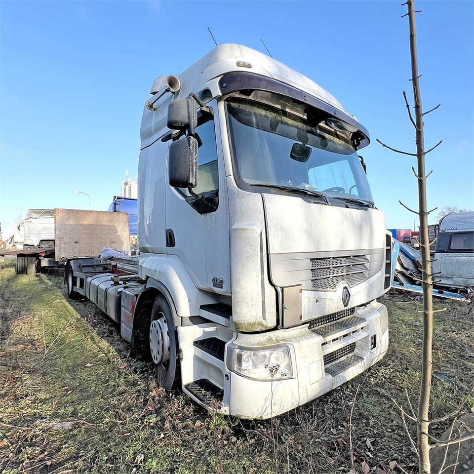 Renault 410 DXI Premimium - Samochód ciężarowe pod zabudowę: zdjęcie 2 Renault 410 DXI Premimium - Samochód ciężarowe pod zabudowę: zdjęcie 2