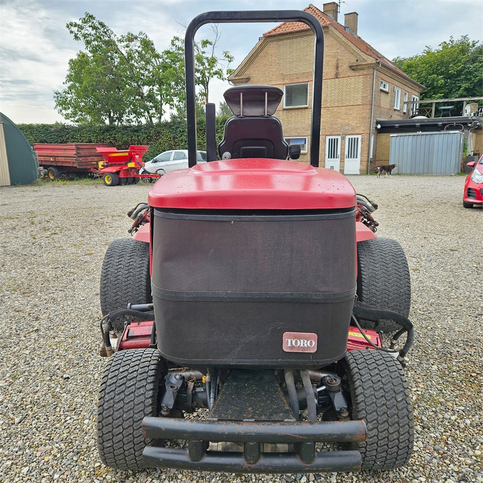 Toro Reelmaster 6500 D - Kosiarka spalinowa: zdjęcie 5 Toro Reelmaster 6500 D - Kosiarka spalinowa: zdjęcie 5