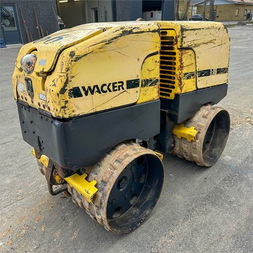 Wacker Neuson RT82 SC2 - Mini walec: zdjęcie 1 Wacker Neuson RT82 SC2 - Mini walec: zdjęcie 1
