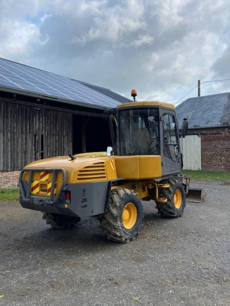 Mecalac 12 MXT - Koparka kołowa: zdjęcie 3 Mecalac 12 MXT - Koparka kołowa: zdjęcie 3