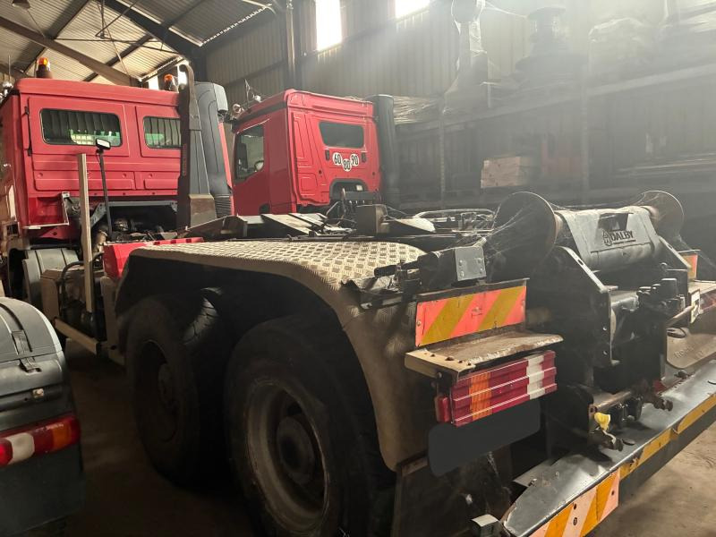 Mercedes 6X4 ACTROS 3341 - Ciężarówka hakowiec: zdjęcie 3 Mercedes 6X4 ACTROS 3341 - Ciężarówka hakowiec: zdjęcie 3