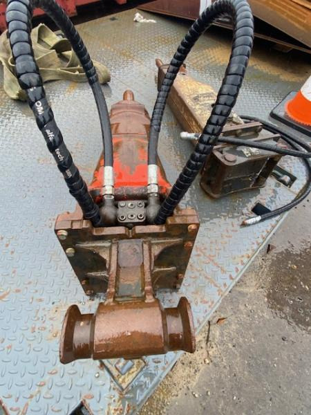 TECMAN 3,5T - Młot hydrauliczny: zdjęcie 2 TECMAN 3,5T - Młot hydrauliczny: zdjęcie 2