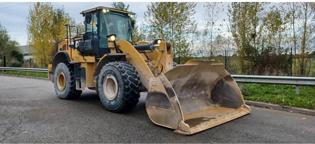 CAT 950M - Ładowarka kołowa: zdjęcie 2 CAT 950M - Ładowarka kołowa: zdjęcie 2