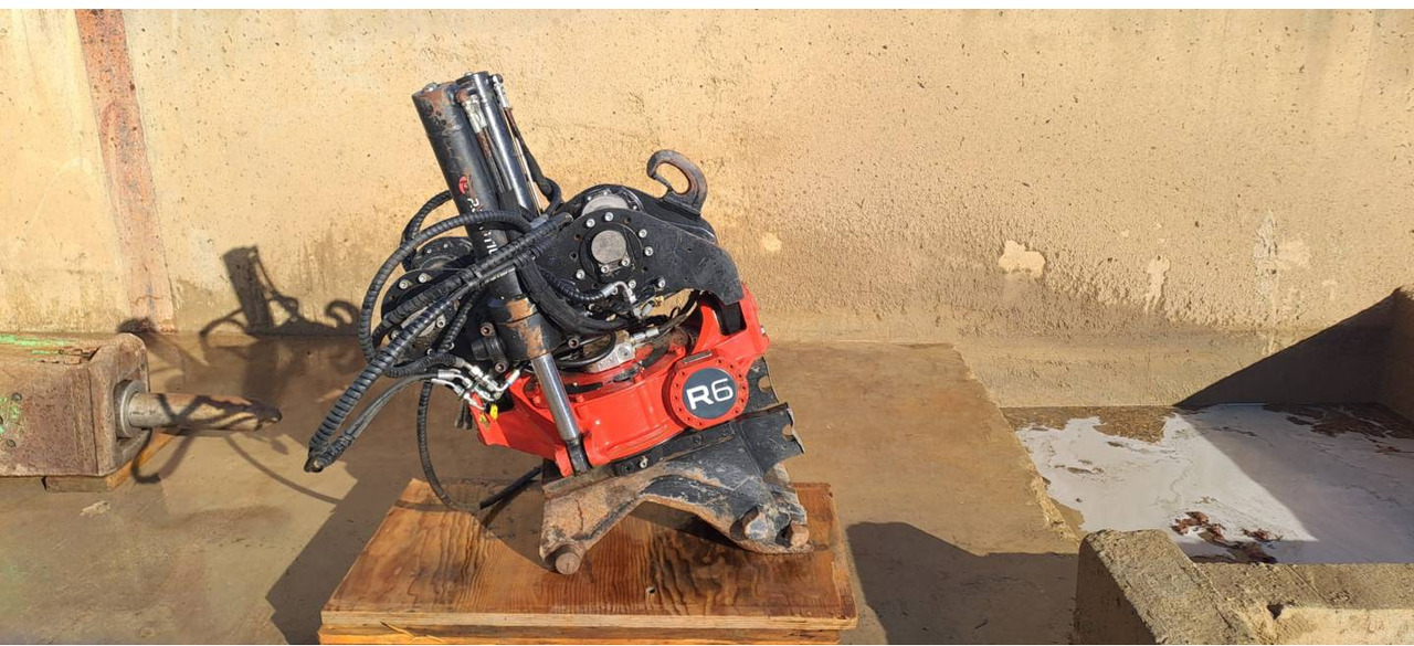 ROTOTILT R6/ROTOTILT/CW40S - Tiltrotator: zdjęcie 1 ROTOTILT R6/ROTOTILT/CW40S - Tiltrotator: zdjęcie 1