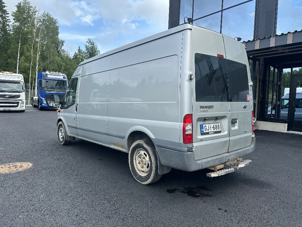 Ford Transit T350 4X4 huoltohyllyt - Furgon: zdjęcie 4 Ford Transit T350 4X4 huoltohyllyt - Furgon: zdjęcie 4