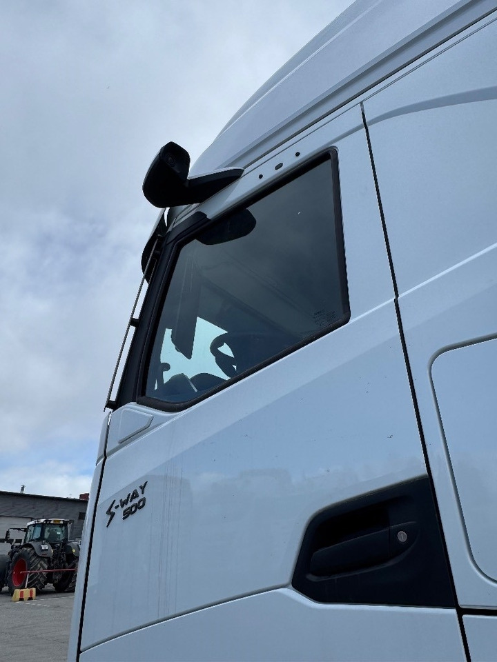 Iveco S-Way AS260S50Y/FS CM UUTTA MALLIA - Samochód ciężarowe pod zabudowę: zdjęcie 3 Iveco S-Way AS260S50Y/FS CM UUTTA MALLIA - Samochód ciężarowe pod zabudowę: zdjęcie 3