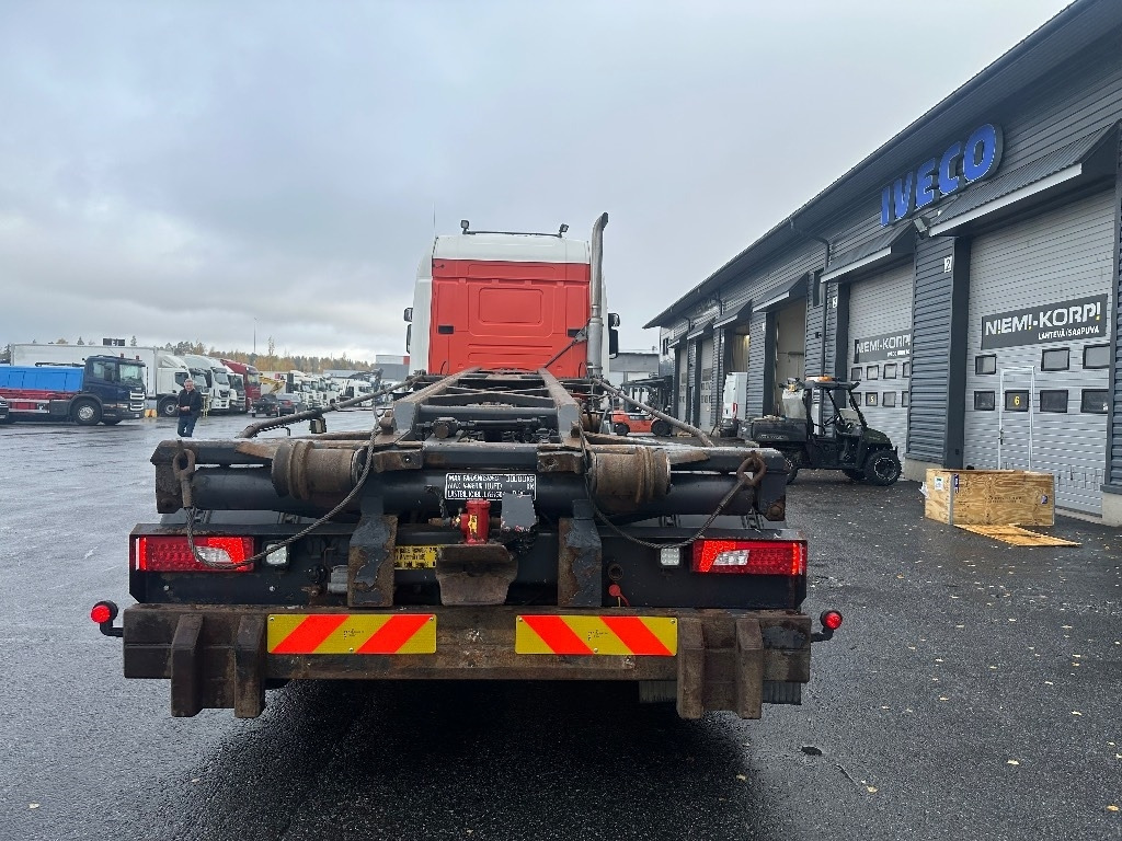 Scania R520 8x2/4 - Hakowiec linowy: zdjęcie 5 Scania R520 8x2/4 - Hakowiec linowy: zdjęcie 5