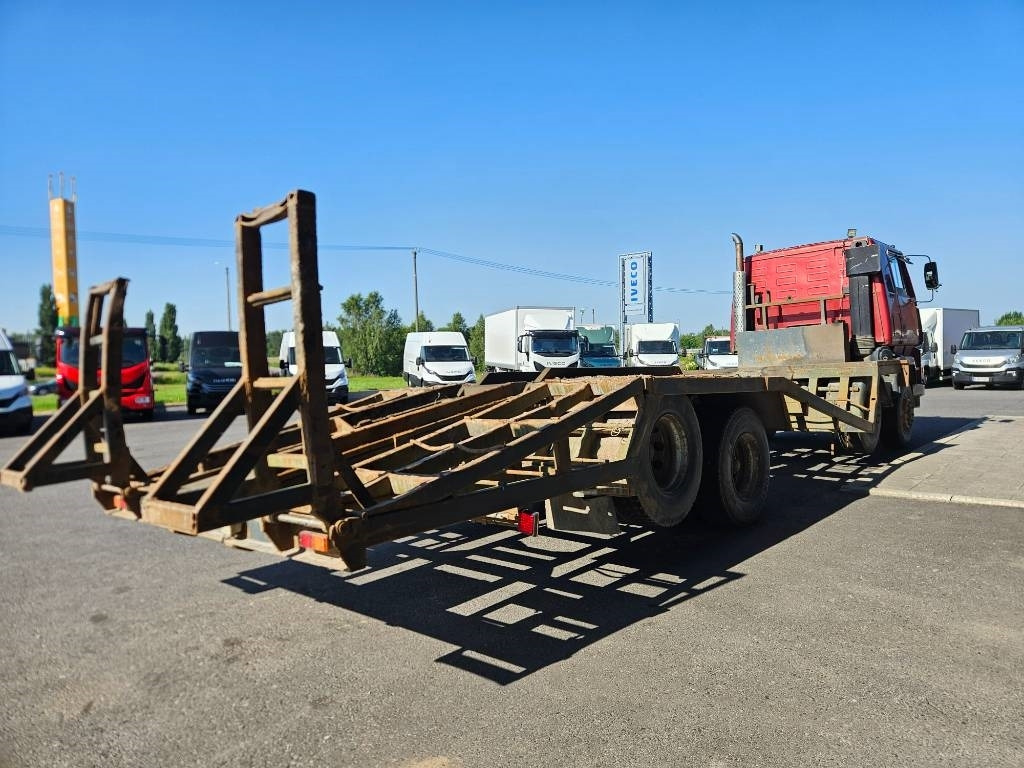 Sisu SM300 8X2 - Samochód do drewna: zdjęcie 5 Sisu SM300 8X2 - Samochód do drewna: zdjęcie 5